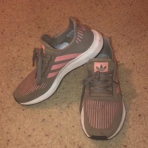 SOLD - Adidas sneakers